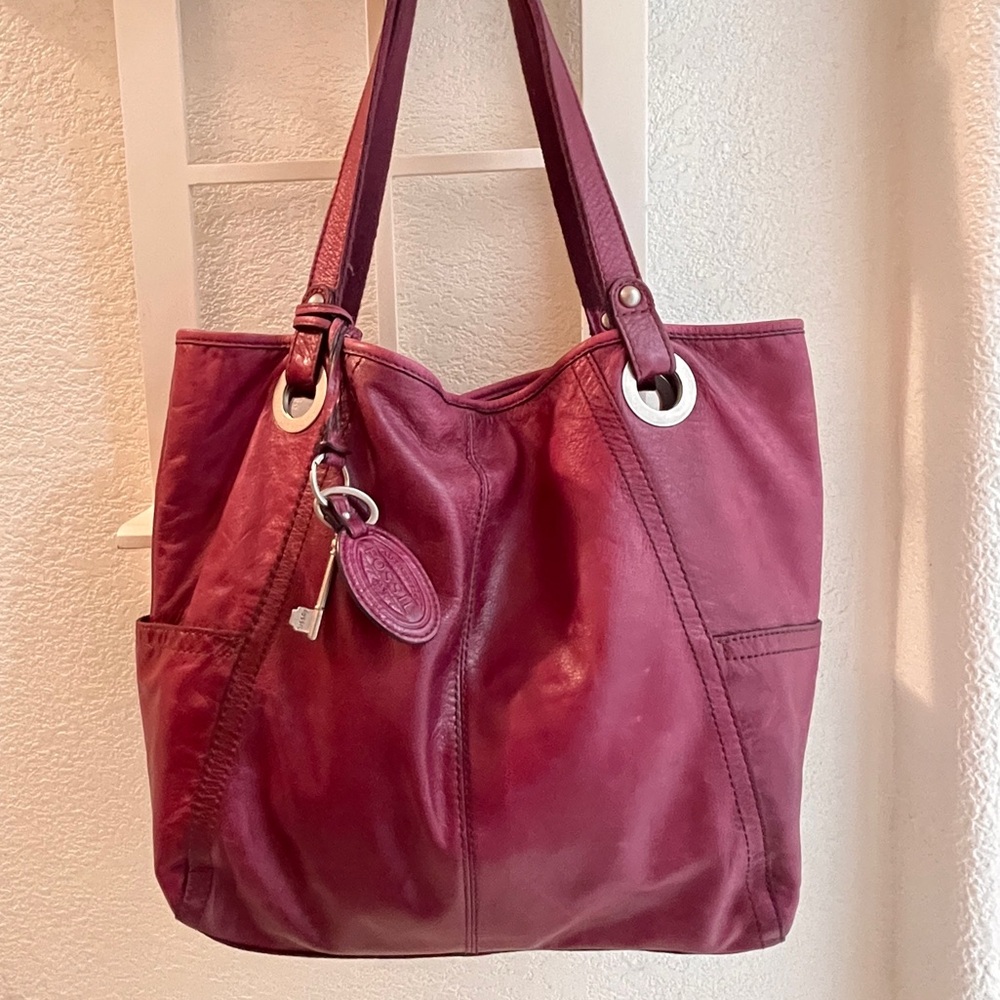 Fossil Magenta Leather Shoulder Bag